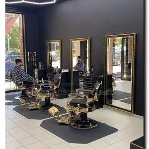 Salon Mirror a Carbines