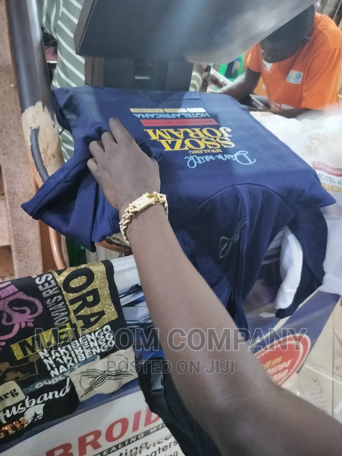 Shirt Printing Services Large Quantities.