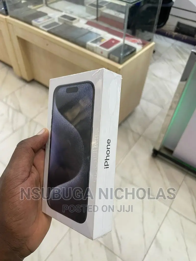 New Apple iPhone 15 Pro 128 GB Black