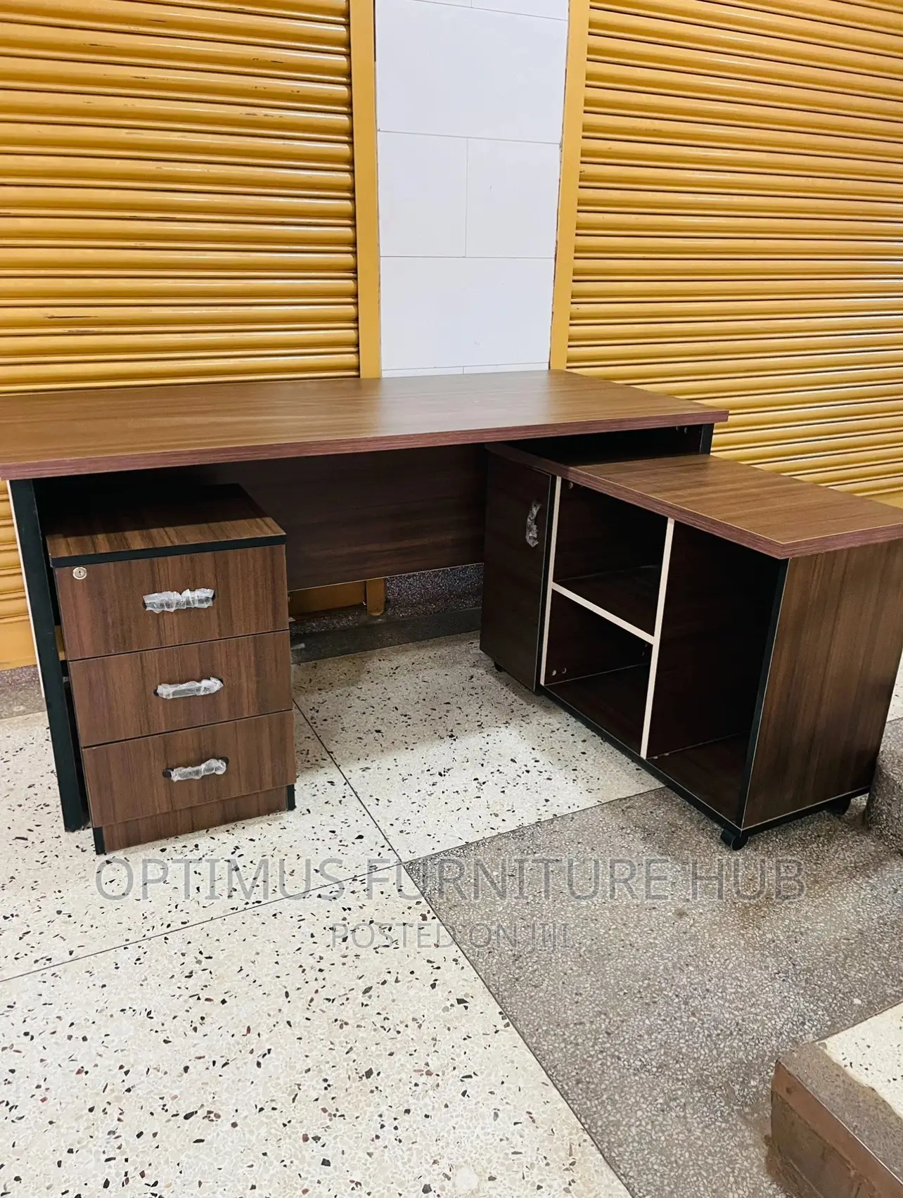 Office Desk