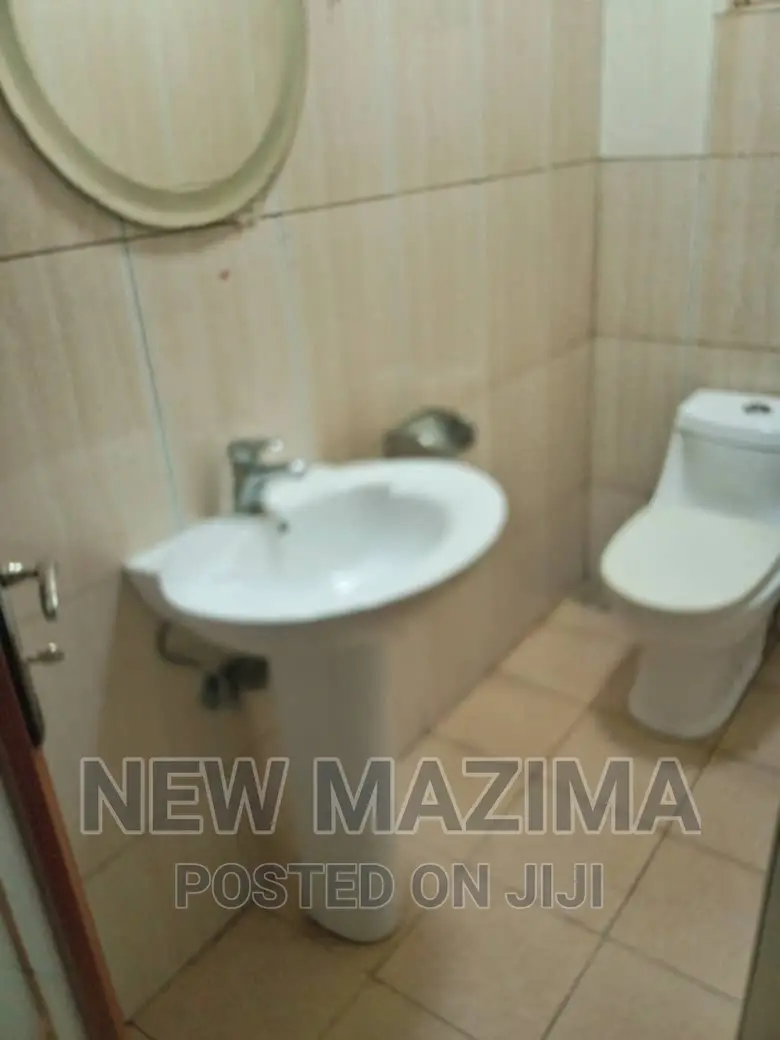 3bdrm Apartment in Namasuba Zana Ntebe, Central Division for rent