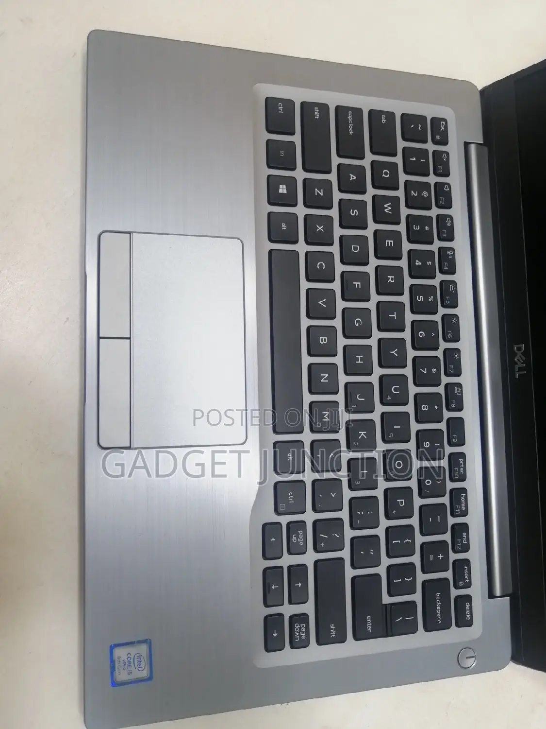 New Laptop Dell Latitude 7400 8GB Intel Core I5 SSD 512GB