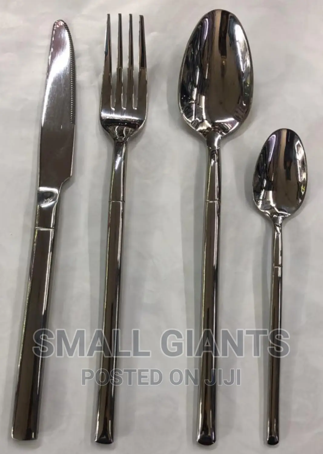 24pcs Stainless Steel Silver Cutlery Set