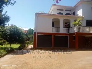 4bdrm Duplex in Fs Properties Ltd, Central Division for rent
