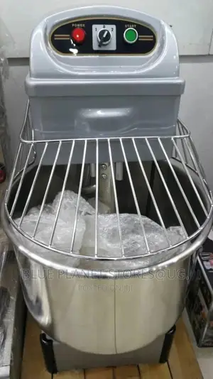 Heavy Duty 45litres Auto Spiral Dough Mixers \\ 3kw \\ Hs40.