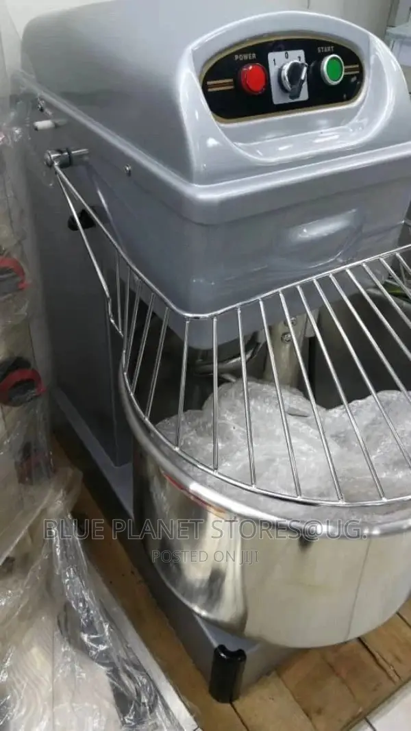 Heavy Duty 45litres Auto Spiral Dough Mixers \\ 3kw \\ Hs40.