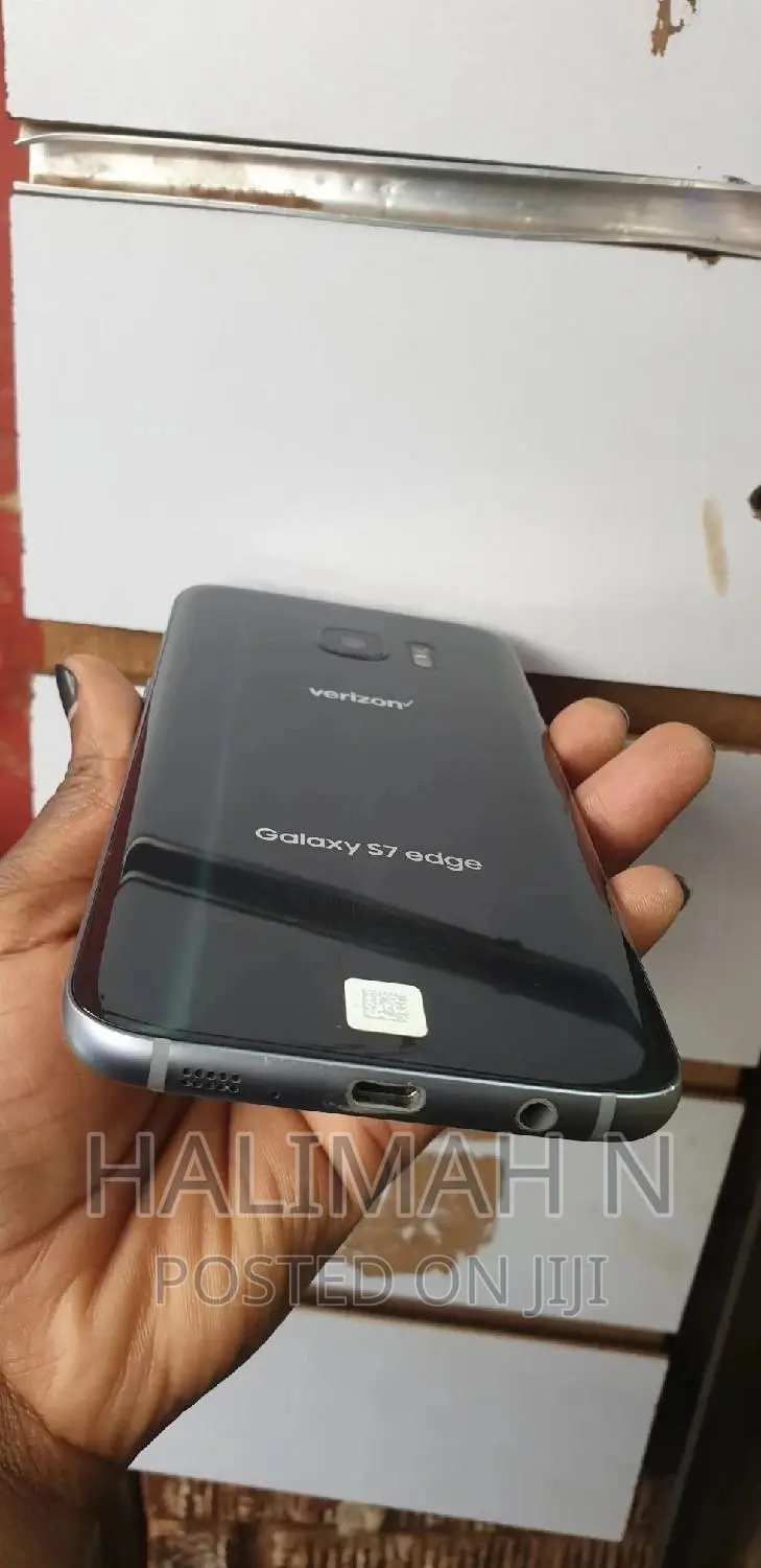 Samsung Galaxy S7 edge 32 GB Black