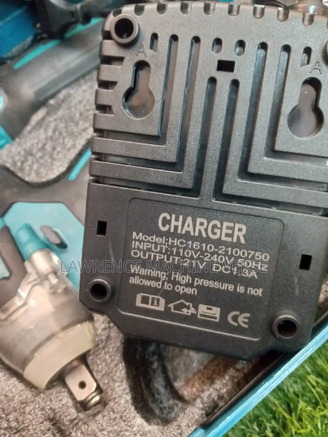 Cordless Grinder, Drill Set