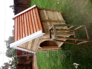 Ihf Dog House Available