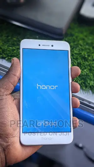 Photo - New Huawei Honor 6 32 GB White