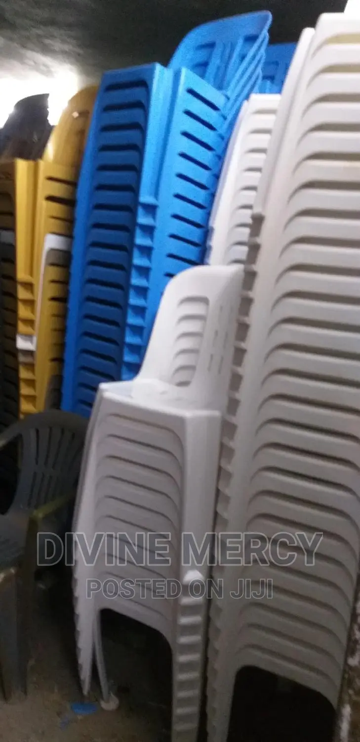 Armless Chair