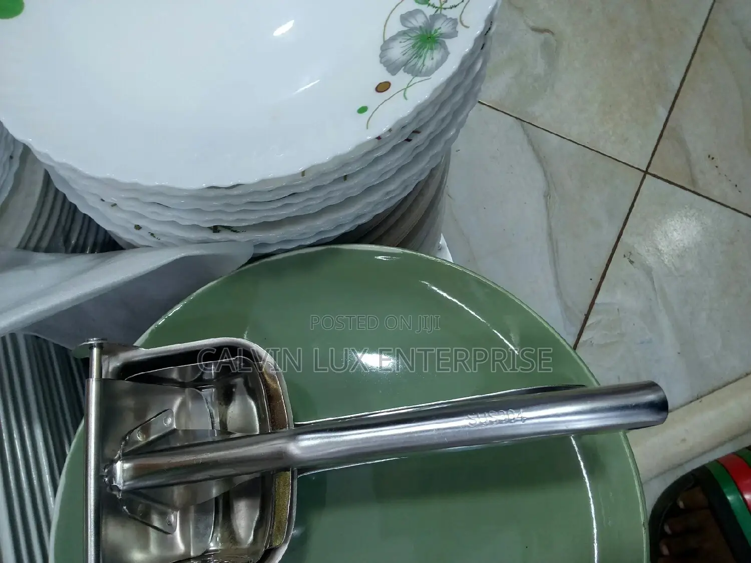 Manual Juice Fruit Press or Squeezer