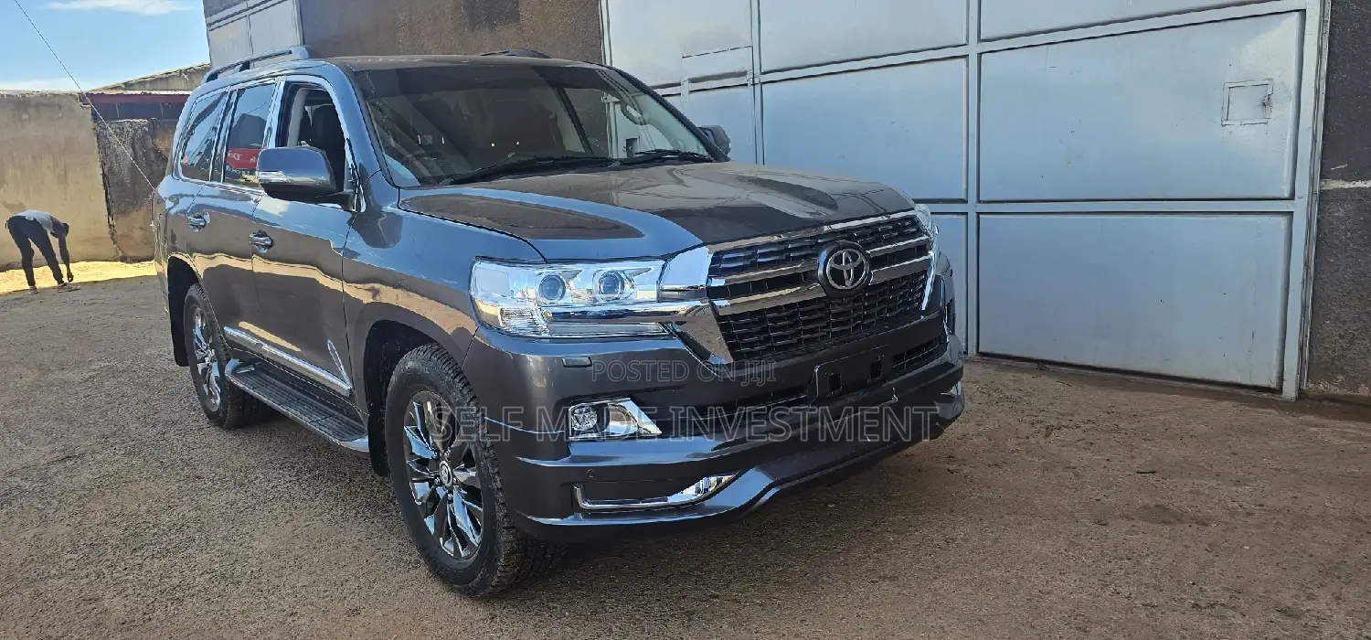 Toyota Land Cruiser 2020 Gray