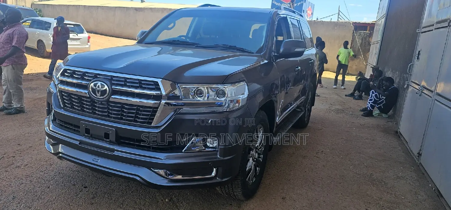 Toyota Land Cruiser 2020 Gray