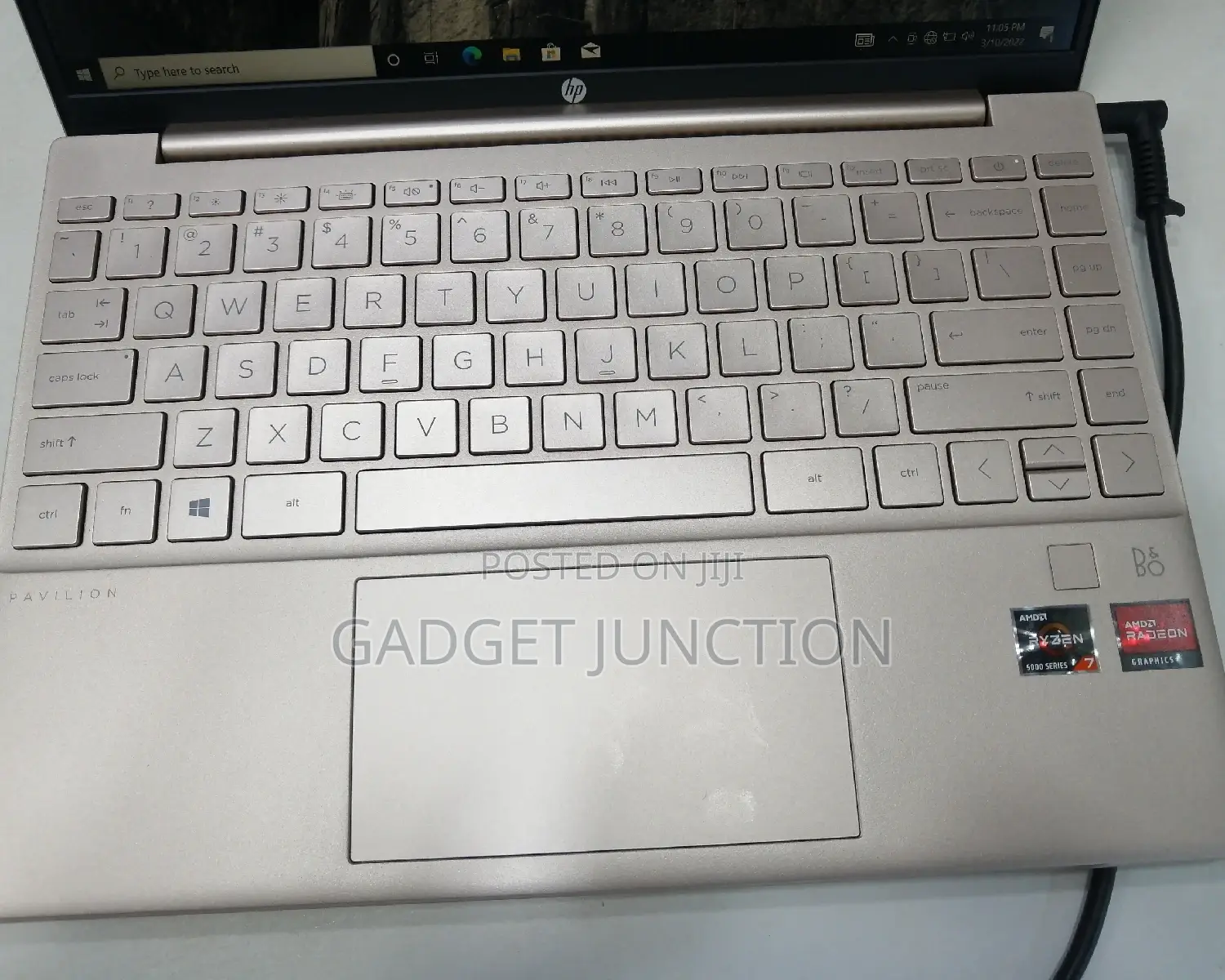 New Laptop HP Pavilion 13 16GB AMD Ryzen 7 SSD 1T