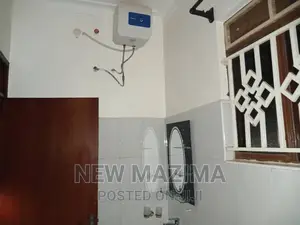 2bdrm Block of Flats in Seguku Ntebe, Central Division for rent