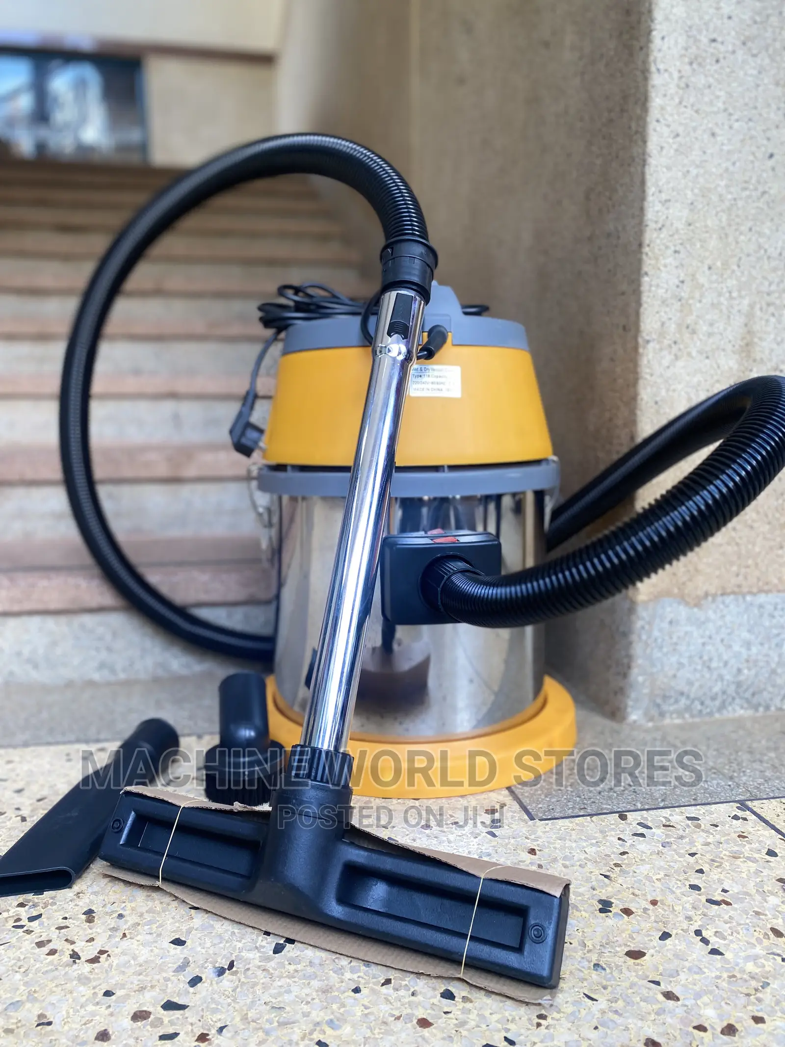 Vacuum Cleaner 20tlrs Wet and Dry