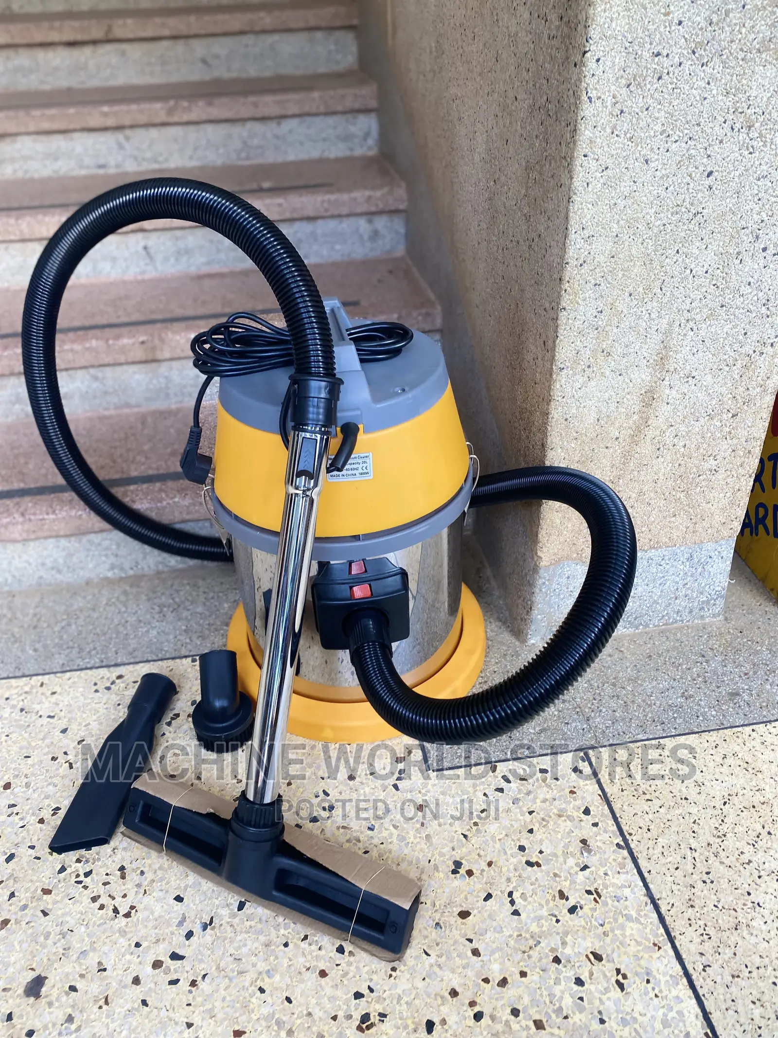 Vacuum Cleaner 20tlrs Wet and Dry