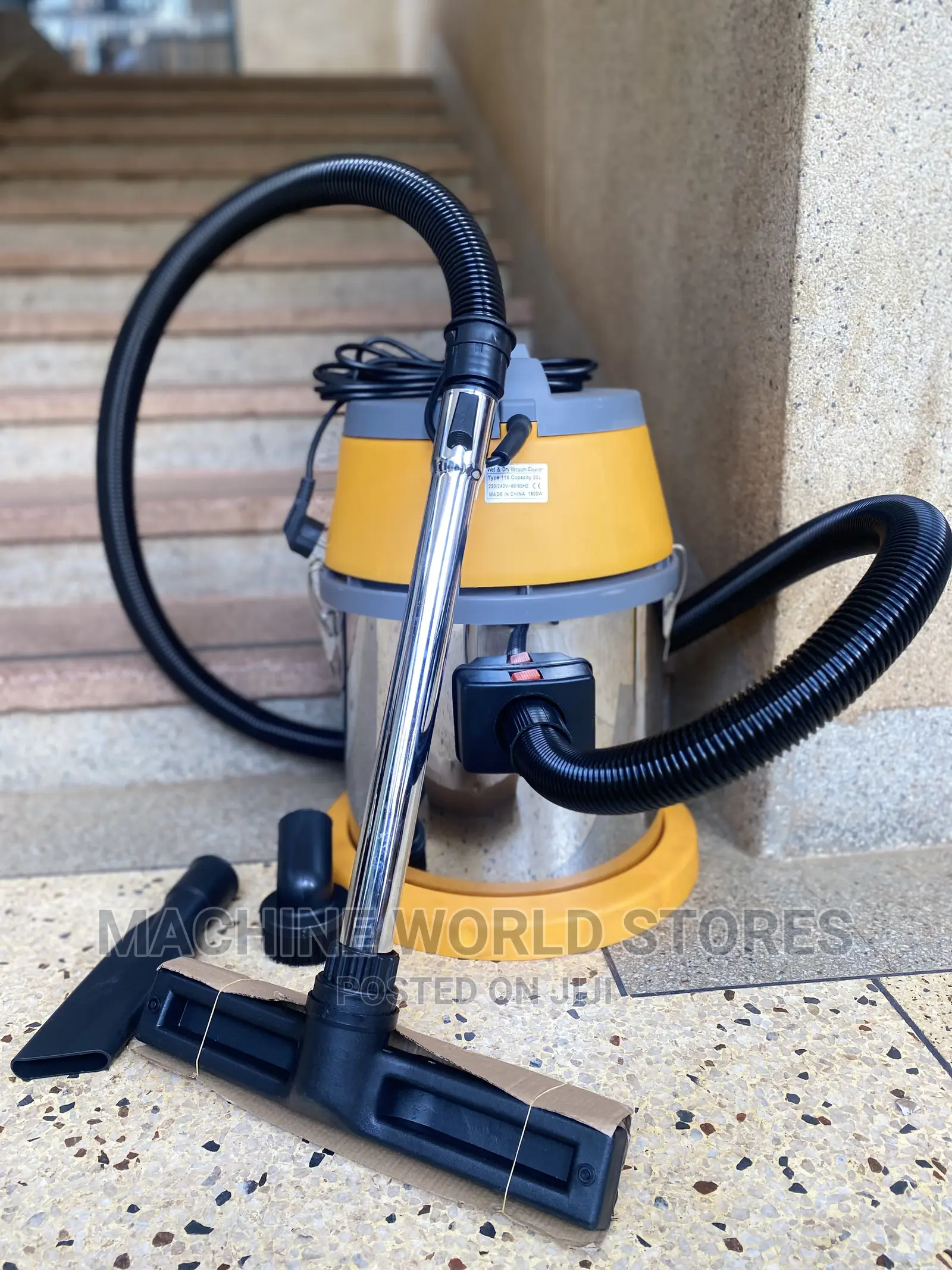 Vacuum Cleaner 20tlrs Wet and Dry