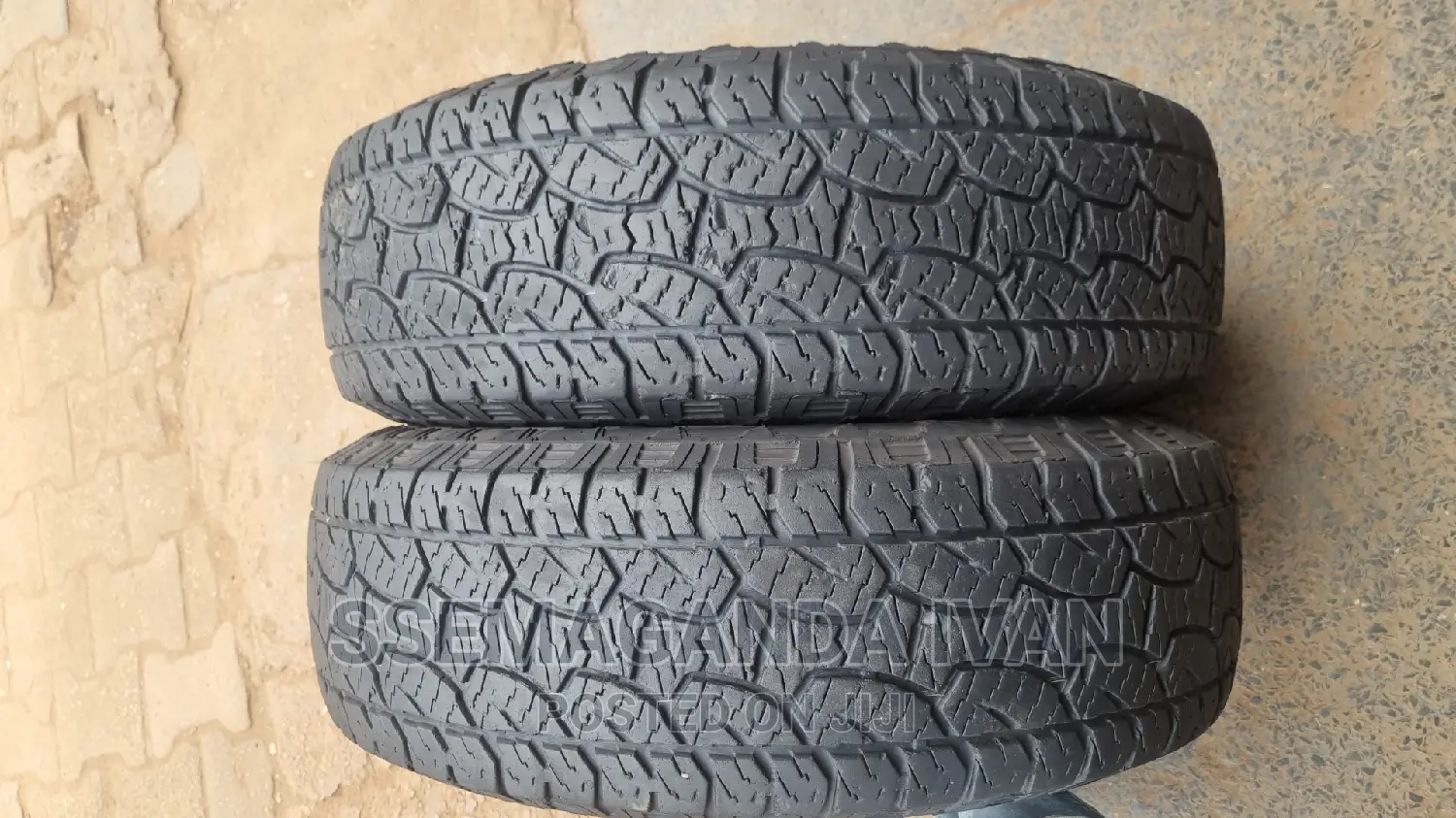 215/70r16 Summit Foreign Used in Very Good Condition