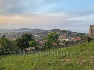 1.7arces for Sale on Buziga Hill
