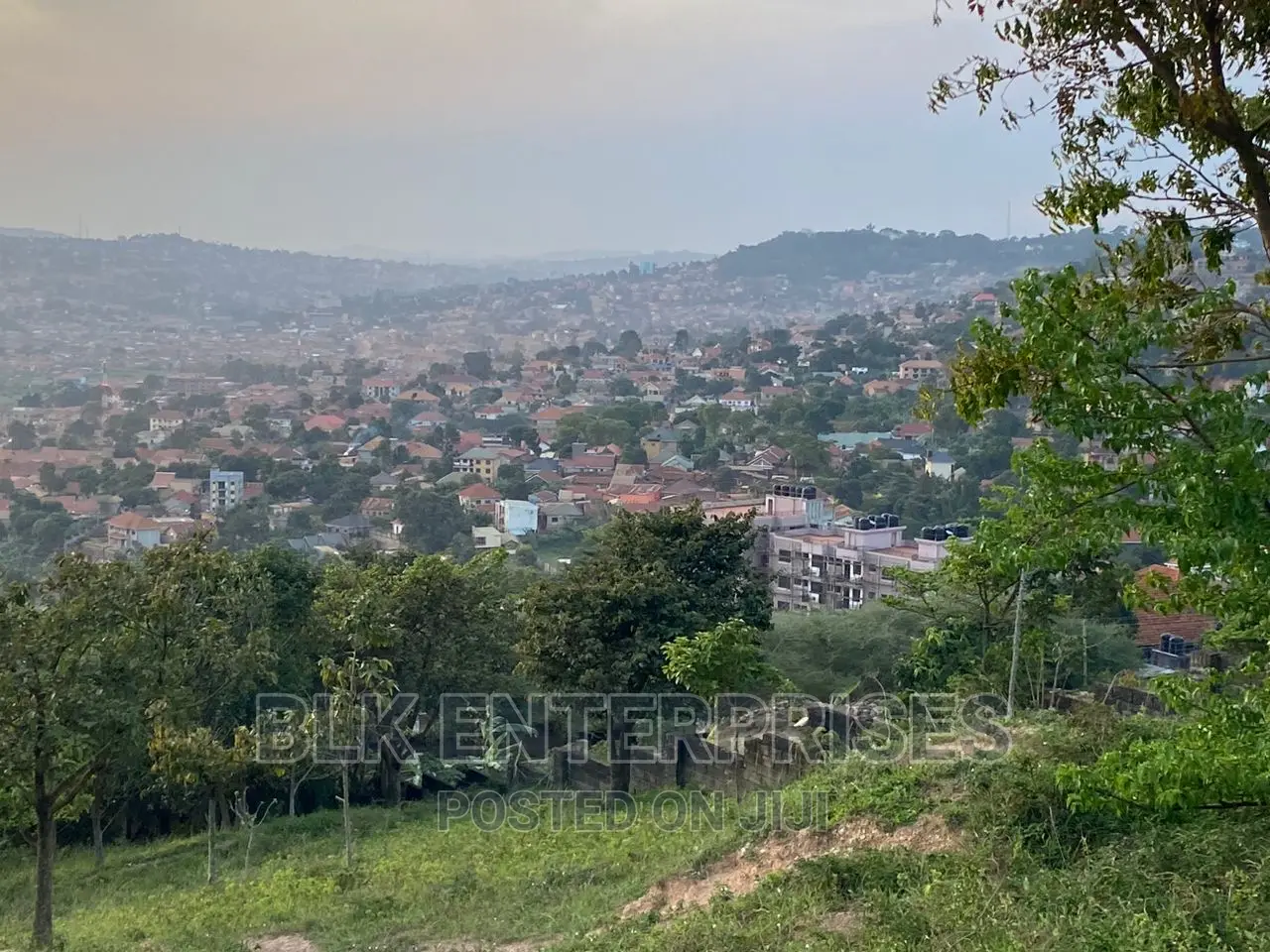 1.7arces for Sale on Buziga Hill