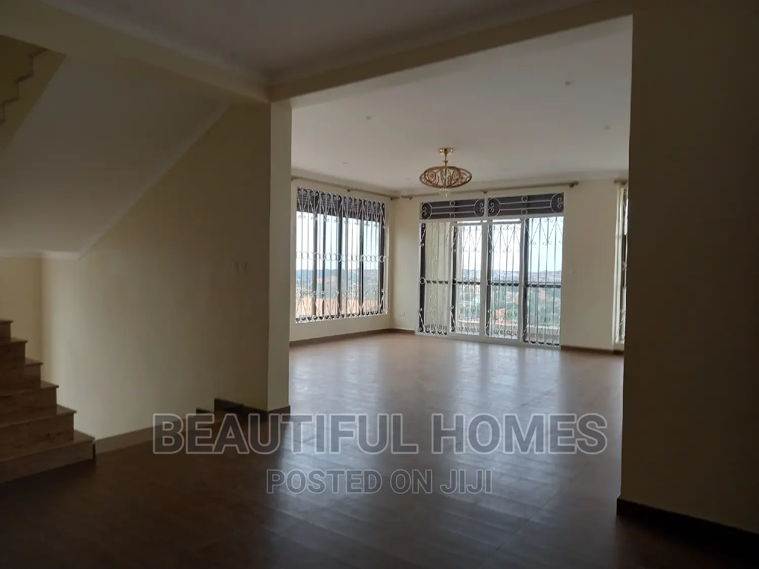 Furnished 6bdrm Duplex in Munyonyo Speke, Makindye for sale