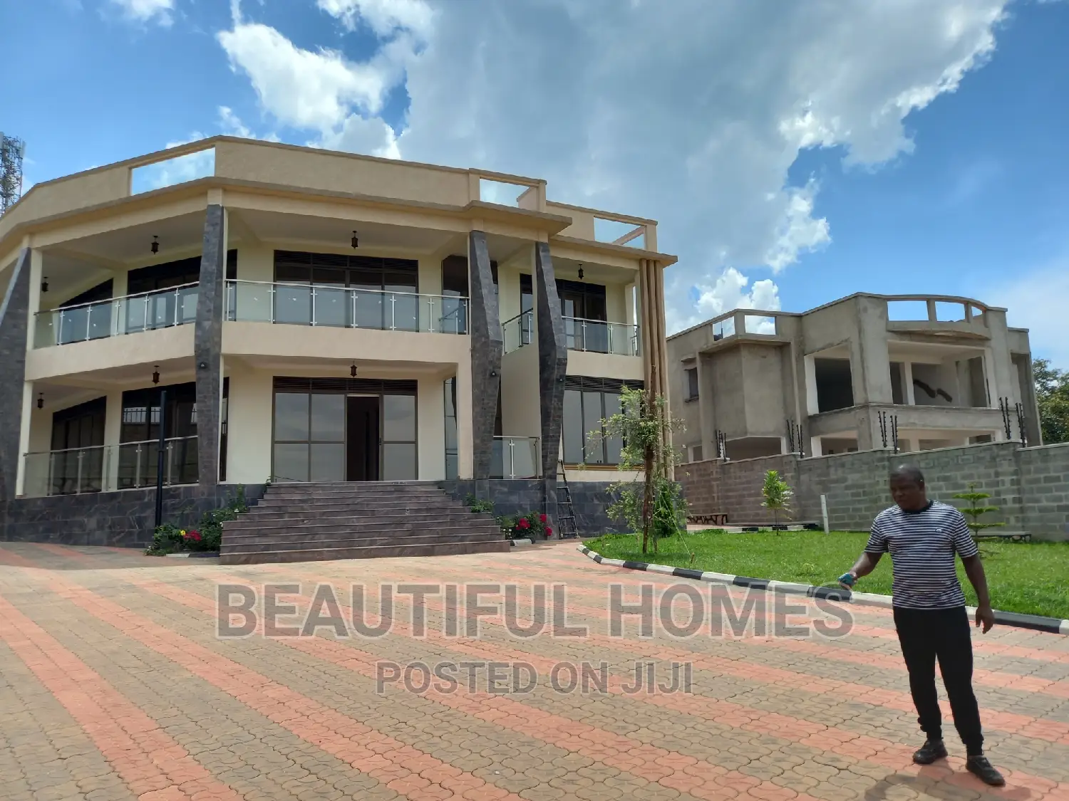 Furnished 6bdrm House in Munyonyo Corporate, Makindye for sale