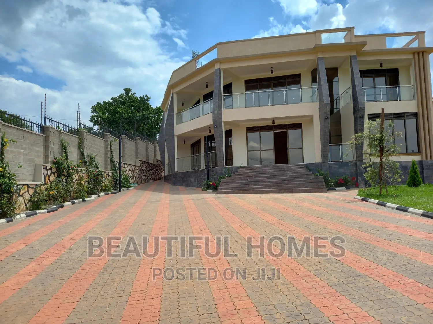 Furnished 6bdrm Mansion in Munyonyo Wealthy, Makindye for sale