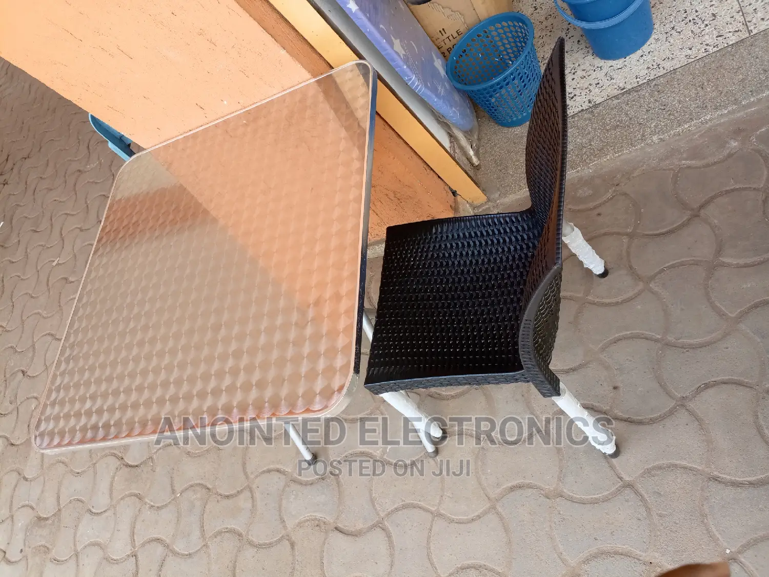 Foldable Table With a Seat