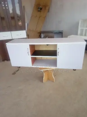 Excellent TV Stand in 4 by 1.2fts