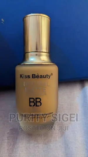 Kiss Beauty 7 in 1 Medical Foundation