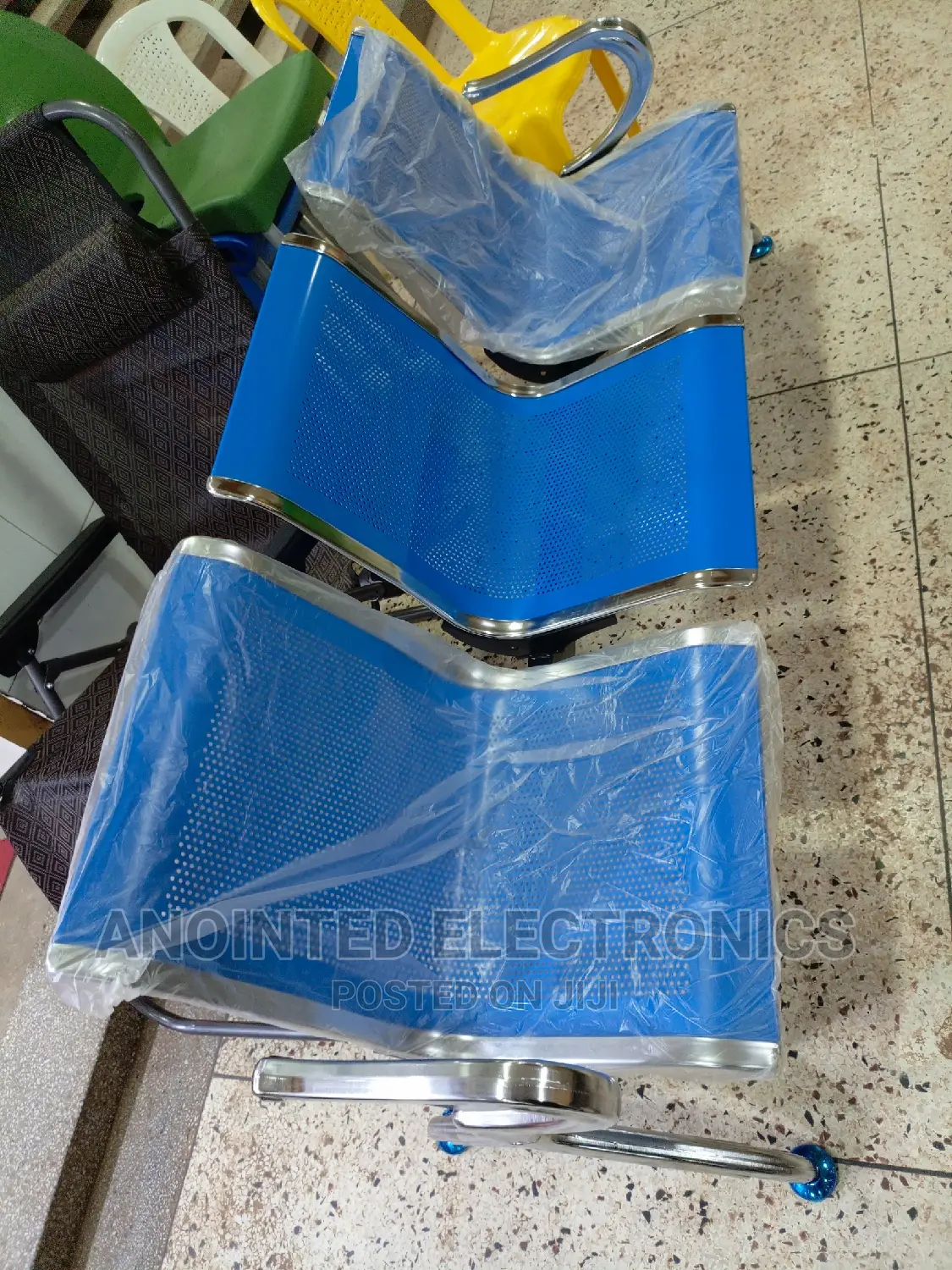 Waiting Chair 3 Seaters Blue