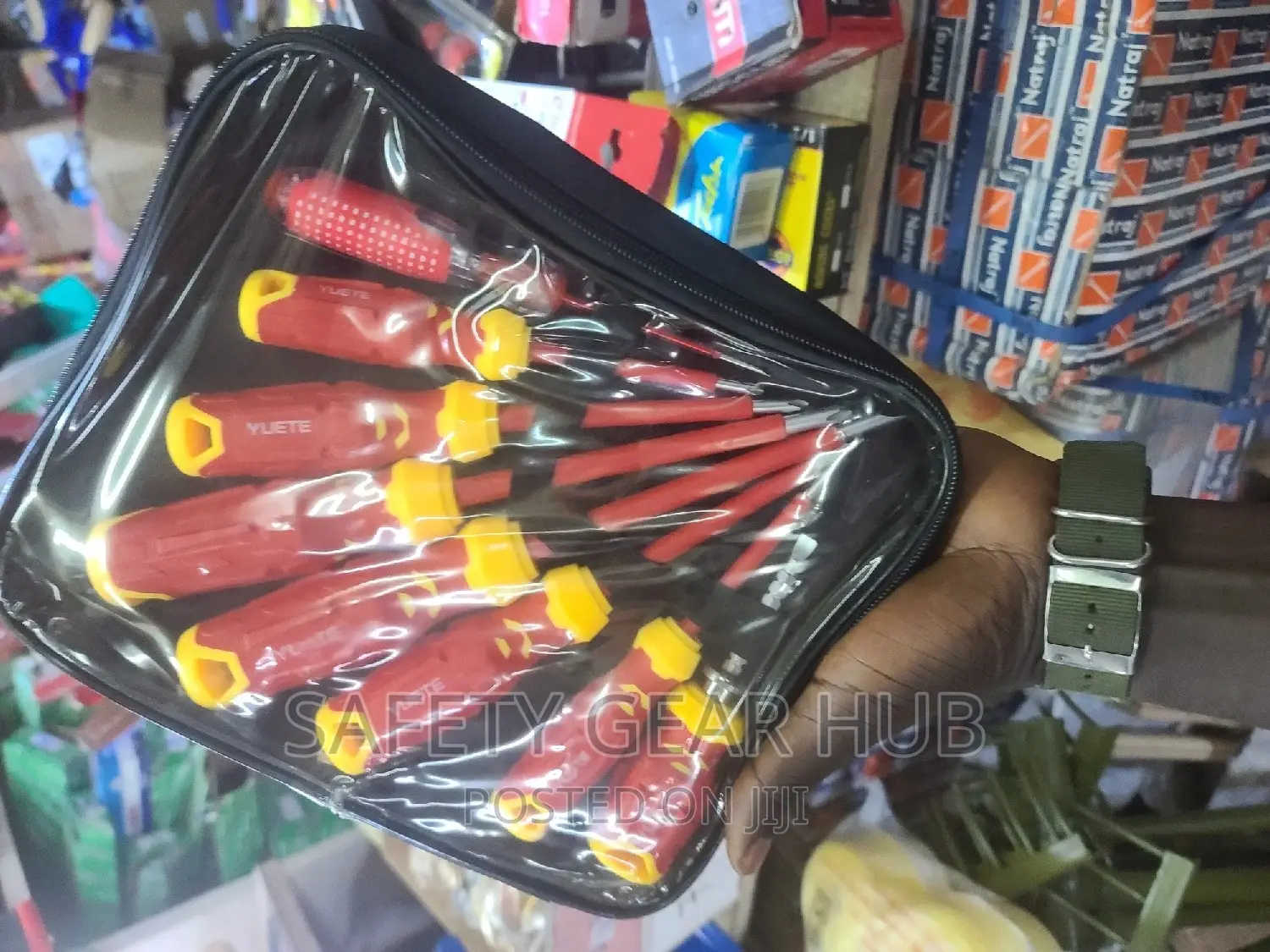 Full Set Screw Drivers.