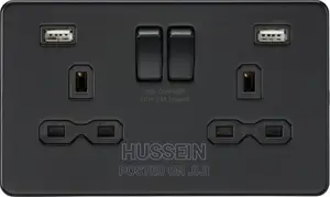 13A 2G Switched Socket With Dual USB Charger