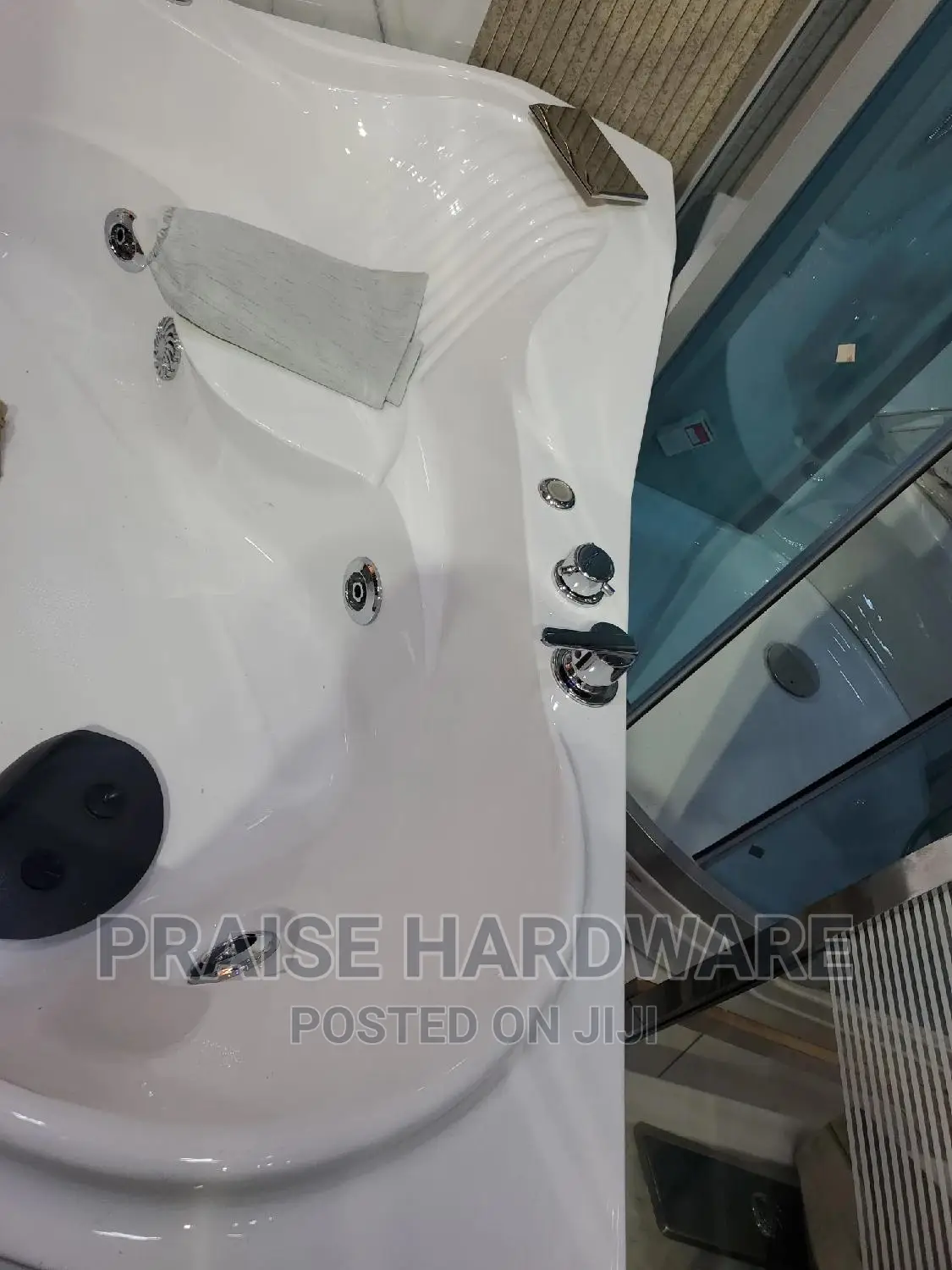 Jacuzzi for Bath and Massage
