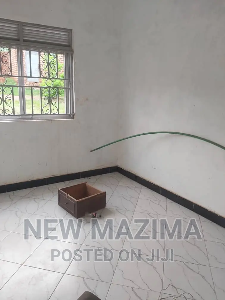2bdrm House in Ntebe Rd Kitende, Central Division for sale