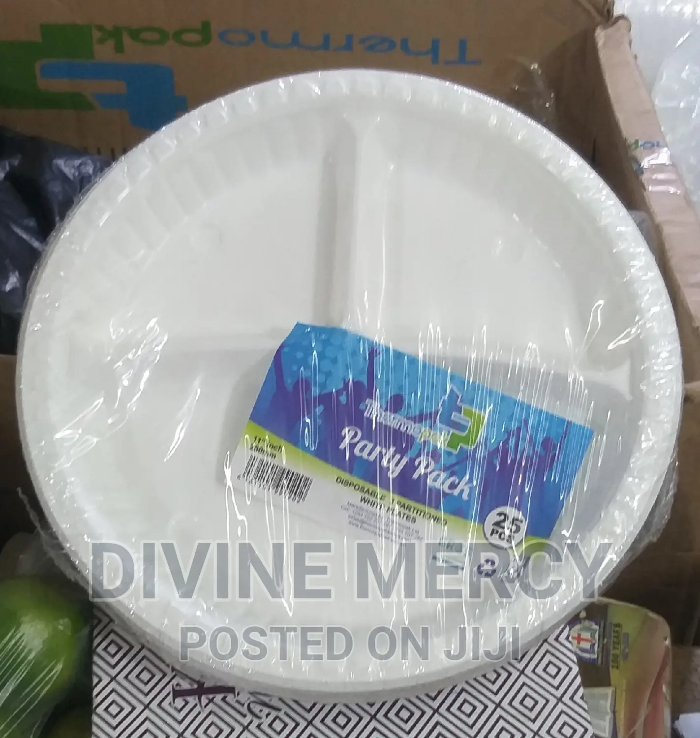 Disposable Partisioned White Plate (25)Pieces