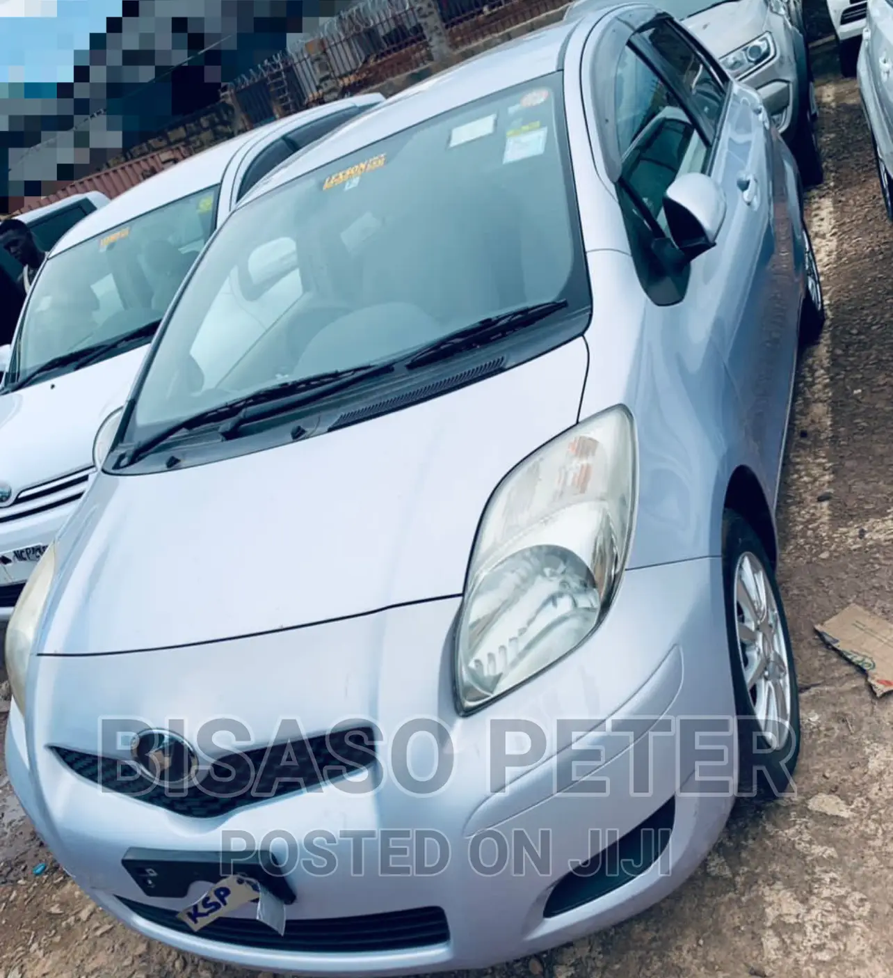 Toyota Vitz 2008 Silver
