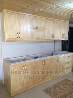 Kitchen Cabinets/ Min Kitchen