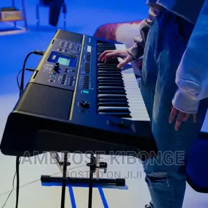Premium Performance Yamaha PSR E473 Electronic Keyboard New.