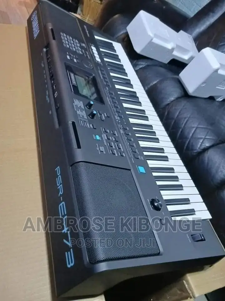 Premium Performance Yamaha PSR E473 Electronic Keyboard New.