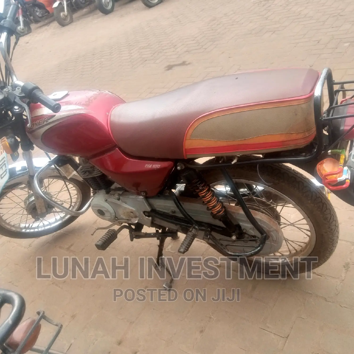 Bajaj Boxer 100 2022 Red