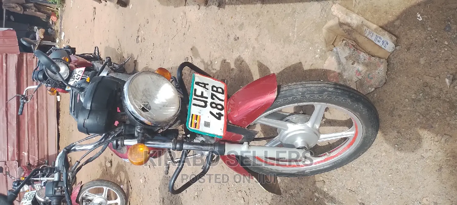 TVS HLX 125 2022 Red