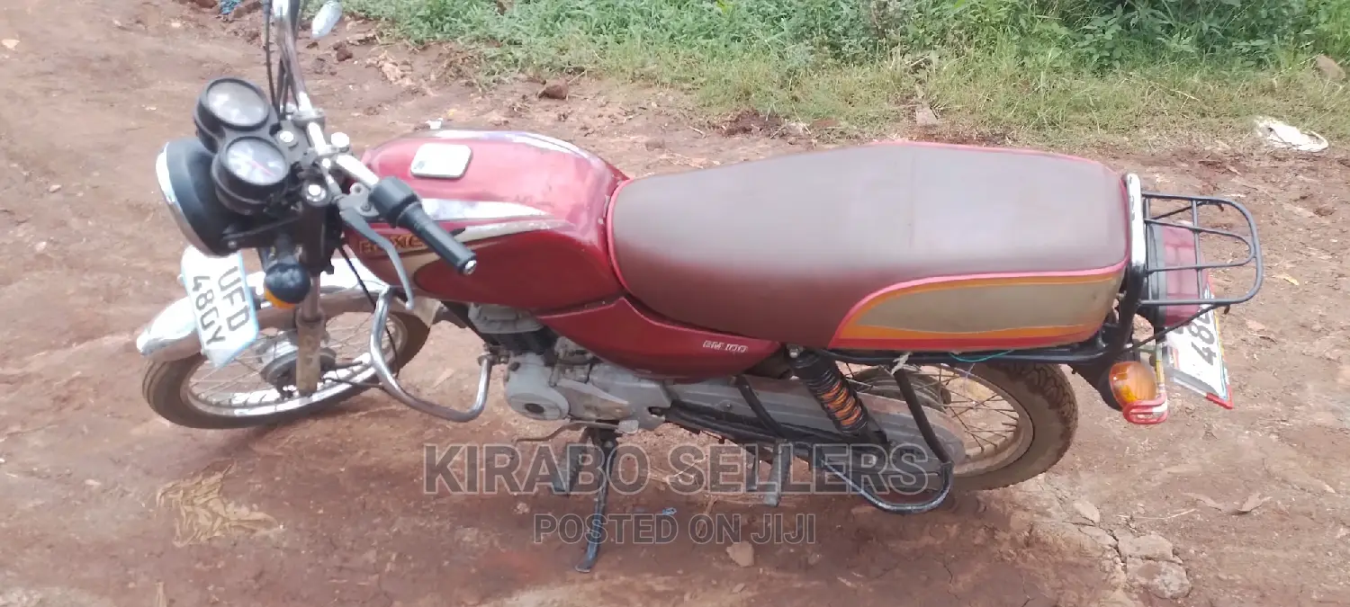 Bajaj Pulsar 150 2021 Red