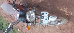 Bajaj Pulsar 150 2021 Red