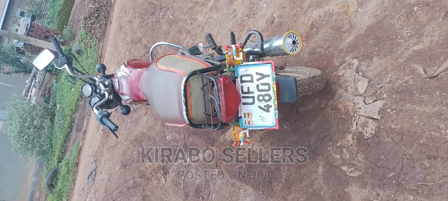 Bajaj Pulsar 150 2021 Red