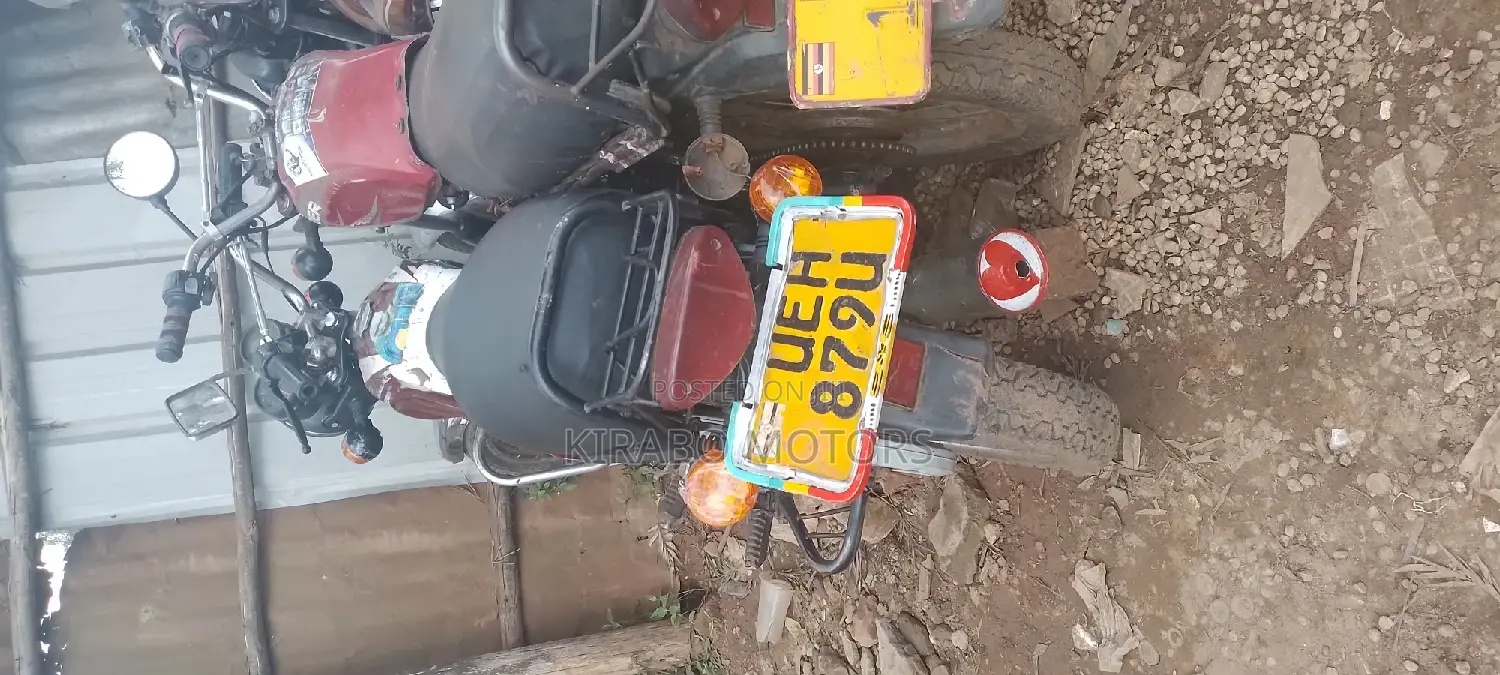 Bajaj Pulsar 150 2021 Red