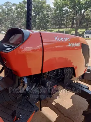 Kubota Tractor (95hp-4wd) Japan