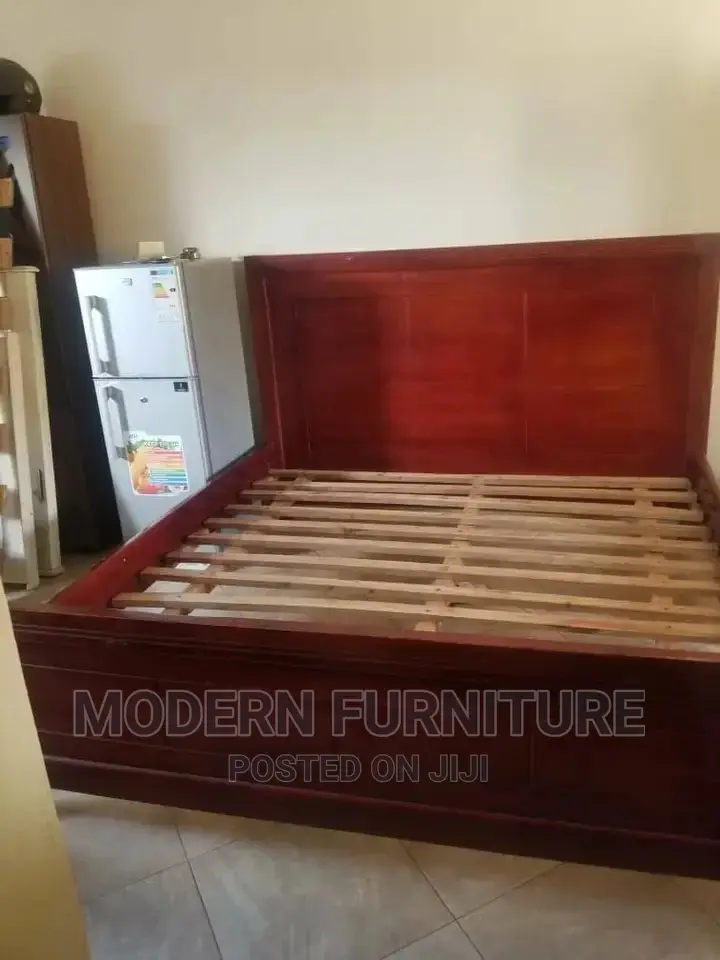 Wooden Bed of 6 X 6 Feet Call